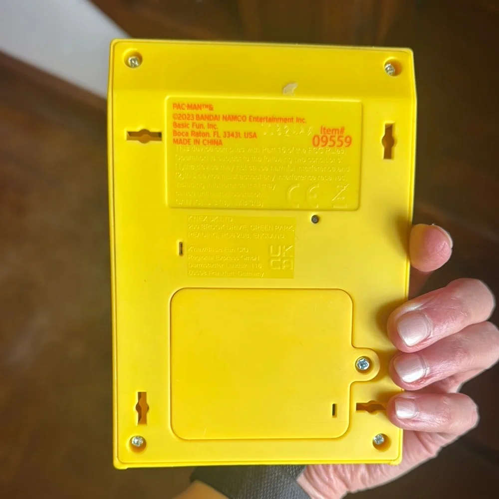 Retro Mini Arcade Game - Yellow and Red